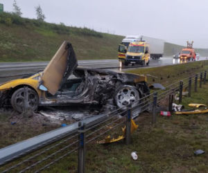 Luksusowe Lamborghini paliło się na A1 koło Tournia! W środku był 42-latek