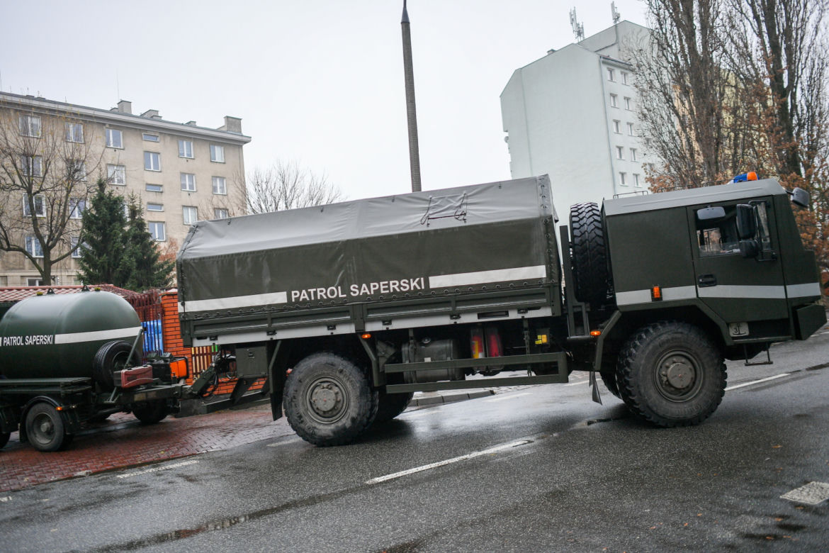 Warszawa: pociski artyleryjskie pod posadzką piwnicy na Pradze-Północ