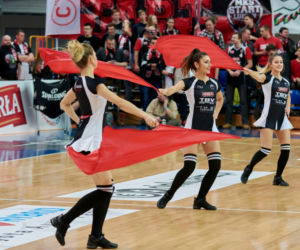 Koszykarze TBV Startu Lublin rozgromili Czarnych Słupsk. Zobaczcie zdjęcia z meczu!