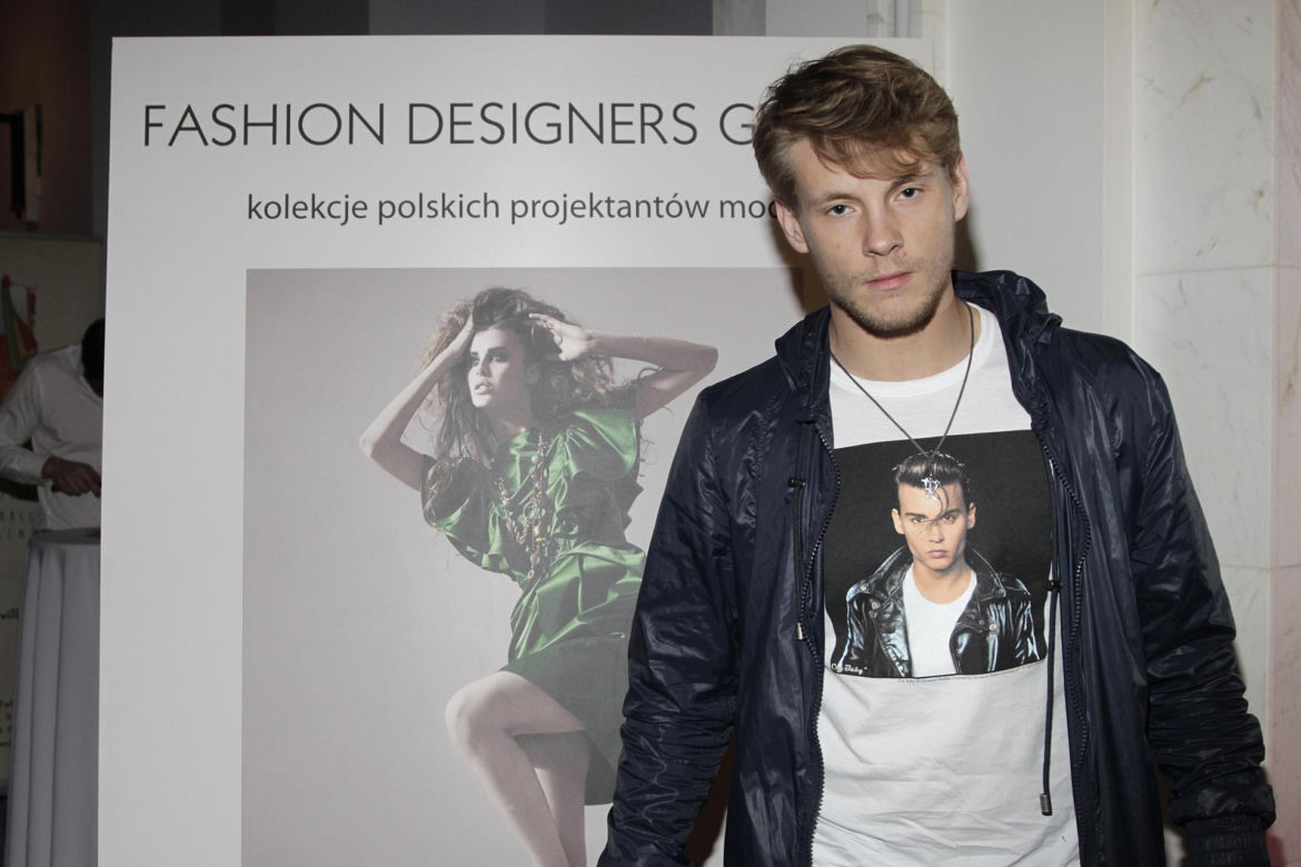 Sebastian Fabijański przeszedł ogromną metamorfozę. Kiedyś twardziel, dziś podbija taneczny parkiet