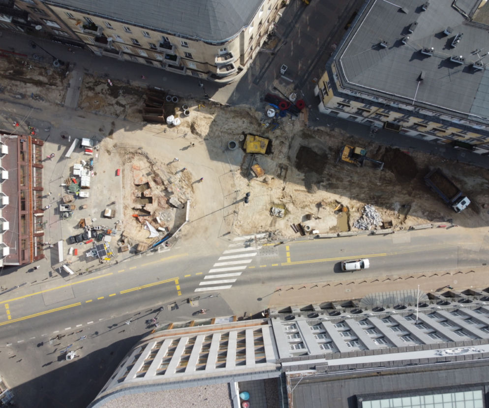 Kolejne archeologiczne odkrycia na przebudowie Placu Pięciu Rogów