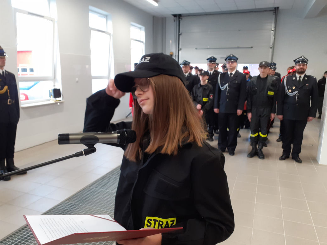 Przekazanie promes dla młodzieżowych drużyn strażaków ochotników w KM PSP w Siedlcach