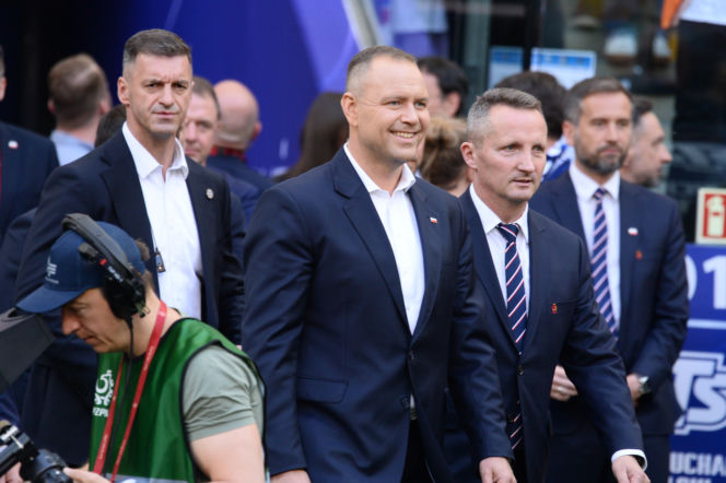 Karol Nawrocki i ceremonia po finale Pucharu Polski