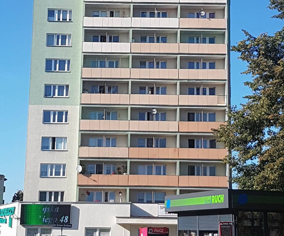 Wieżowiec przy ulicy 16. Pułku Ułanów Wielkopolskich