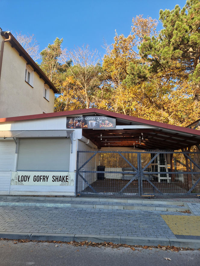 Niewiarygodne, jak wygląda po sezonie ten hit wakacji. Prawdziwe miasto widmo