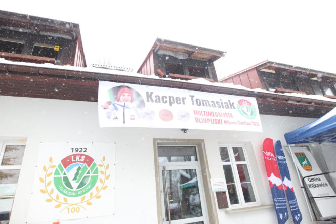 Kacper Tomasiak powitany po IO w rodzinnych stronach