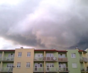 Trąba powietrzna nad Kaliszem 2011