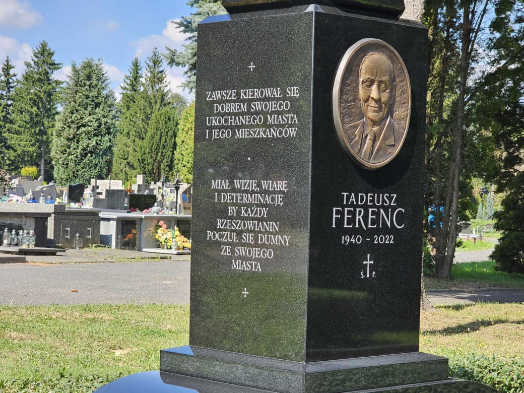 Grób Tadeusza Ferenca [GALERIA]
