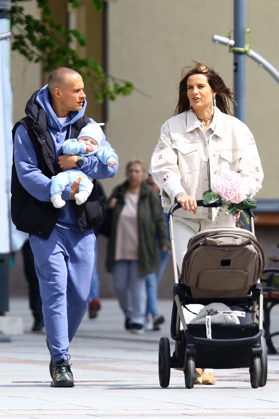 Karolina Gilon i syn. Ma kilka tygodni i juz jest gwiazdą