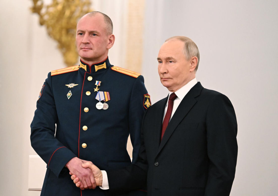 Putin ma nową tajną broń? "Potężna jak nuklearna"