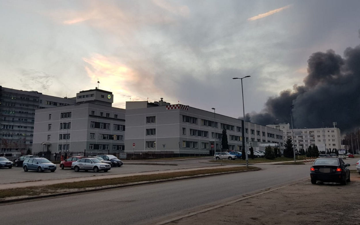 Starachowice: Potężny pożar! Nad miastem kłęby dymu!