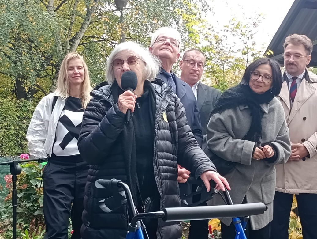 Nowy mural w Krakowie na cześć Andrzeja Wajdy. Żona reżysera nie kryje zachwytu