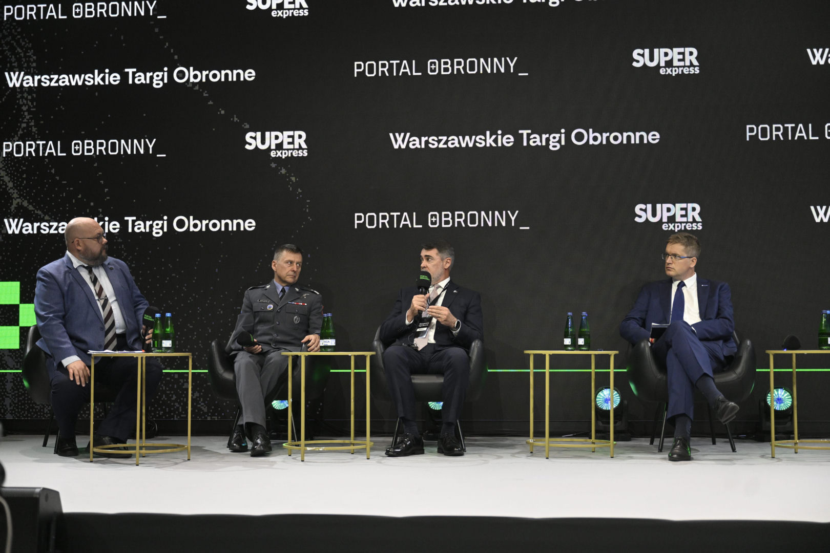 Scena Biała Przewaga powietrzna w nowoczesnym konflikcie. Od koncepcji użycia, przez zakup do misji lotniczych. Jak optymalnie odpowiedzieć na potrzeby polskich Sił Powietrznych?