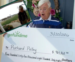 78-latek wrócił z emerytury, by zarobić na leki dla żony. Internauci zebrali dla niego milion dolarów