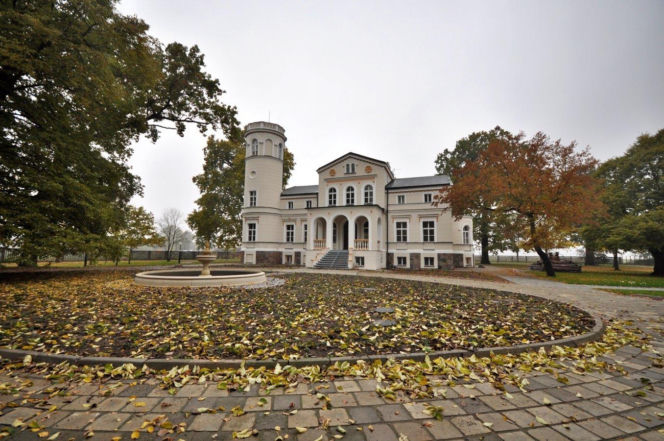 Pałac w Dobramyśli