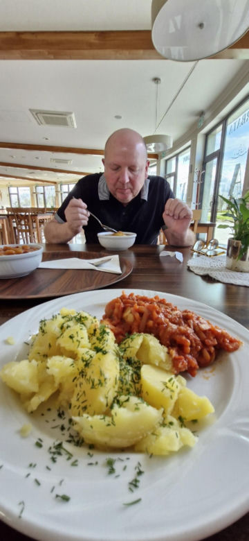 Klienci narzekają na rosnące ceny w restauracji ojca Rydzyka
