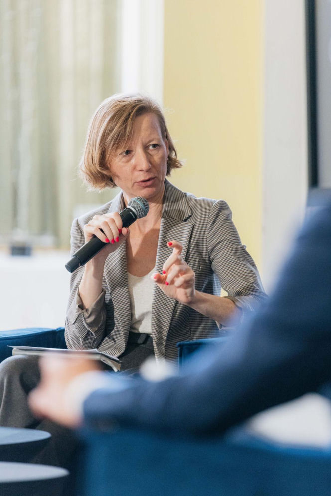 Nauka ma kobiece twarze, które warto zobaczyć. Wyjątkowa wystawa na Placu Bankowym w Warszawie
