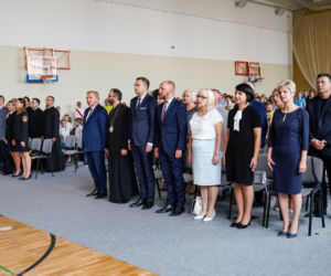 Początek nowego roku szkolnego w Białymstoku. Naukę rozpoczęło 39 tys. dzieci i młodzieży