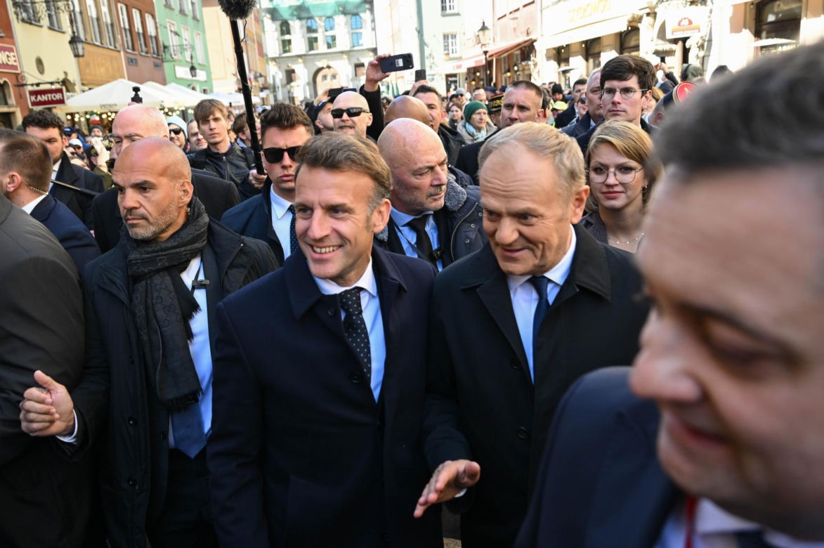 Emmanuel Macron już w Gdańsku i wzbudza ogromne zainteresowanie!