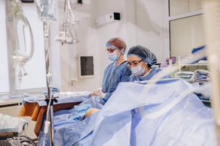 Lekarz sam wezwał policję na salę operacyjną. Tego, co odkryto, nikt się nie spodziewał