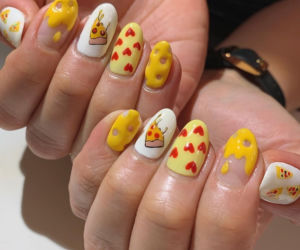Serowy manicure, cheese nails 