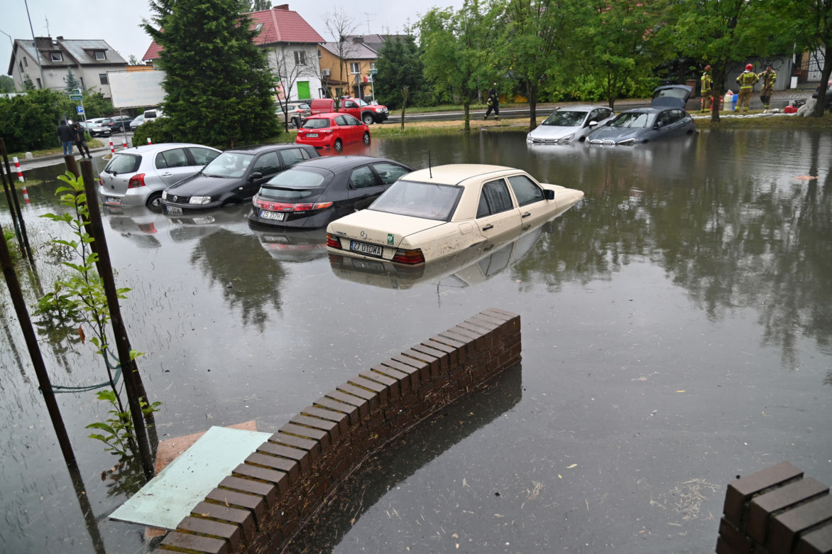 Ulewne deszcze zalały ulice Szczecina