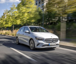Nowe kompaktowe hybrydy plug-in w rodzinie Mercedes-Benz