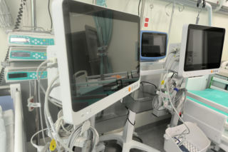 Szpital w Lesznie z darami od powiatu