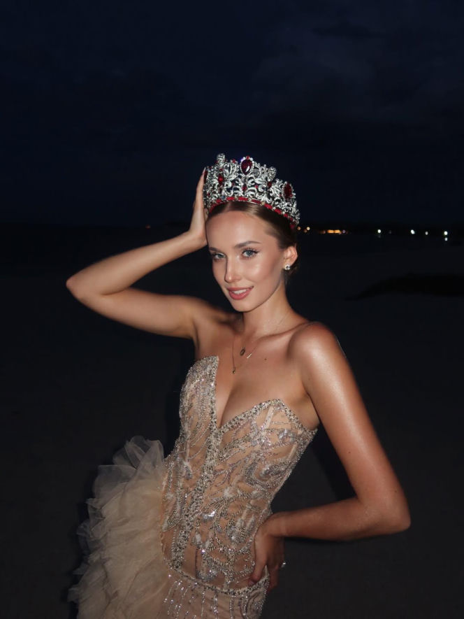 Miss Polski Oliwia Mikulska na stadionie i nie tylko