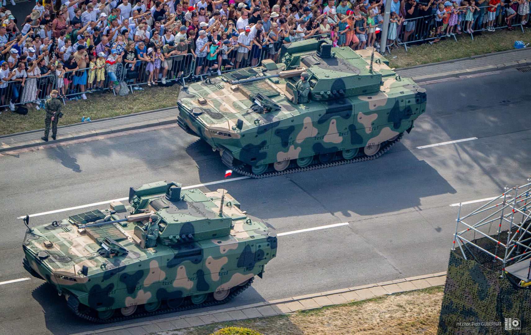 Święto Wojska Polskiego 2026: Wielka defilada w Warszawie i parada morska w Gdyni. Tysiące żołnierzy i ten sprzęt wojskowy zaskoczą Polaków