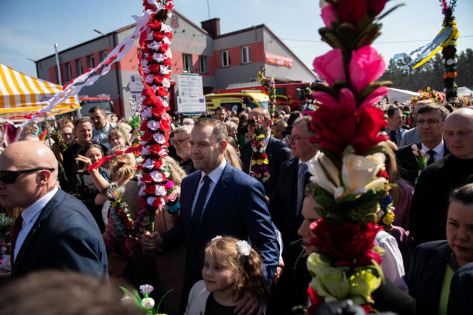 Karol Nawrocki pokazał się z patriotyczną palemką w zaskakującym miejscu! Była ogromna!