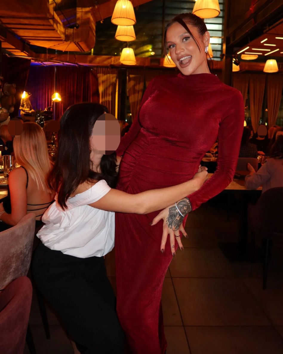 Karolina Gilon pokazała baby shower. Urocze!
