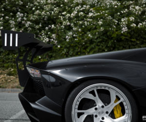 Lamborghini Aventador od SR Auto Group