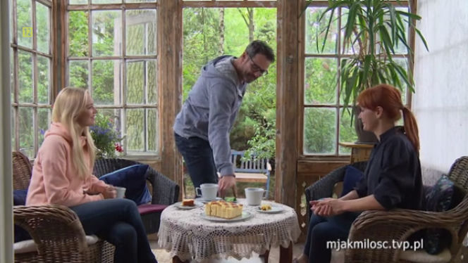 M jak miłość, Joasia (Barbara Kurdej-Szatan), Michał (Paweł Deląg), Agnieszka (Magdalena Walach)