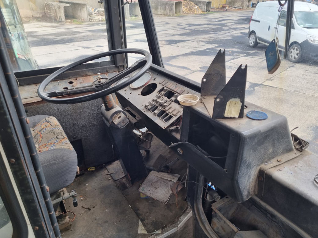 To już historia! Stare autobusy ze Starachowic na sprzedaż