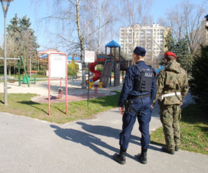 Koronawirus: Tak policja i wojsko pilnują mieszkańców Rzeszowa