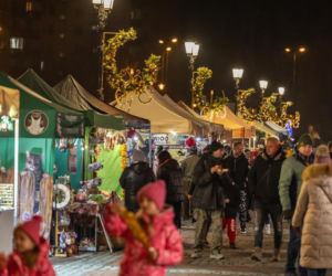 To najbardziej świąteczne miasto w województwie śląskim. Częściowo znajduje się w Małopolsce