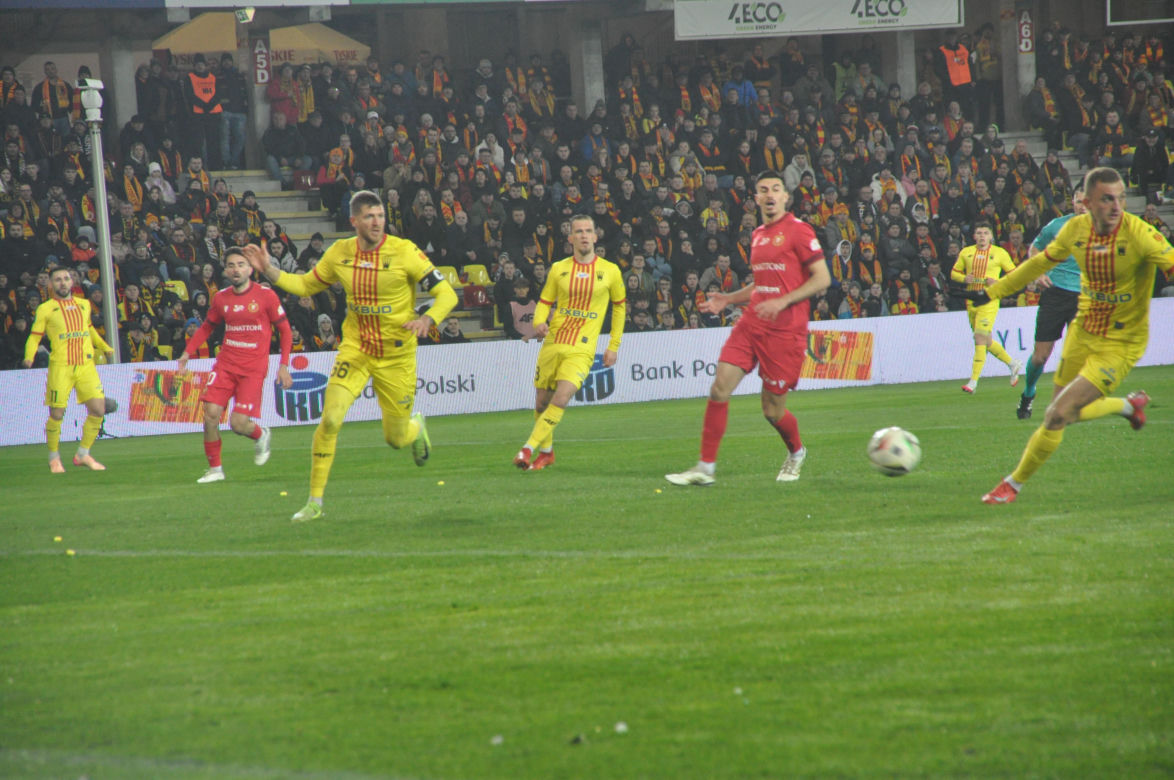 Korona - Widzew