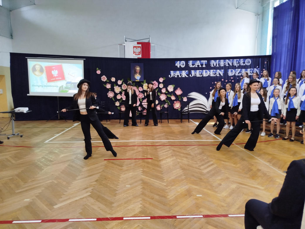 Uroczystość jubileuszowa w siedleckiej "Dziesiątce" była okazją do wspomnień