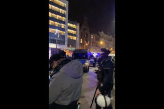 Strajk kobiet w Katowicach. Policja otoczyła uczestników! Co tam się dzieje?! [WIDEO]