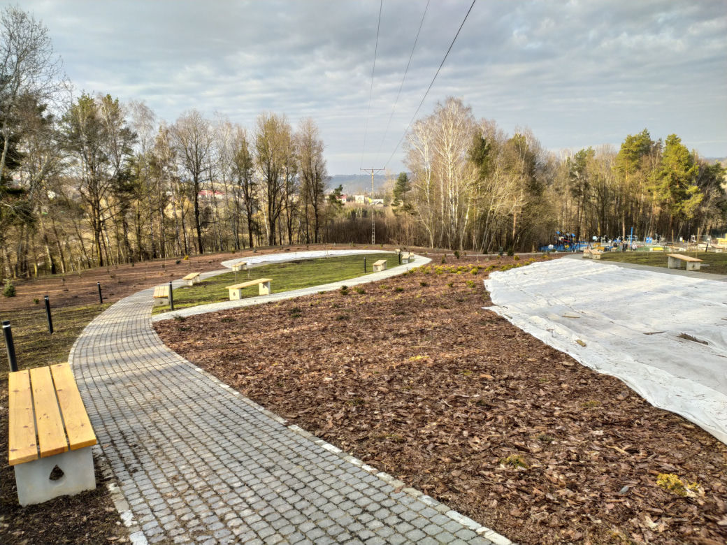 Park Zdrojowy w Ciężkowicach 