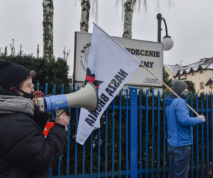 Międzymiastowy protest samochodowy pod Radiem Maryja. Strajkowali w Święto Trzech Króli