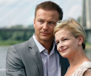 M jak miłość. Marta (Dominika Ostałowska), Andrzej (Krystian Wieczorek)