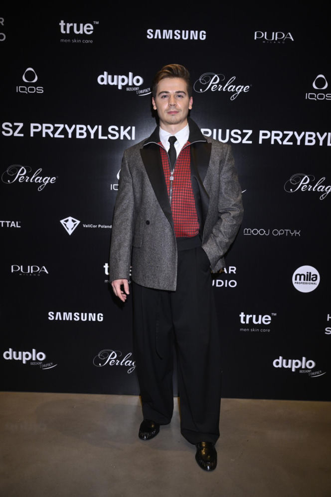 Pokaz mody WARM-UP Mariusza Przybylskiego