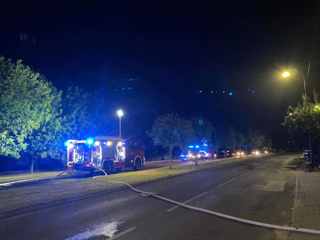 Pożar ciężarówek na terenie MZUM Dąbrowa Górnicza