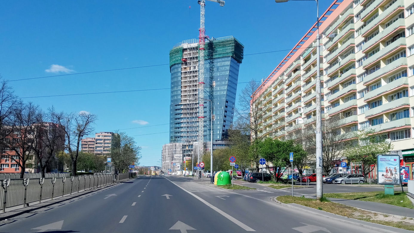 Budowa Hanza Tower - kwiecień 2020