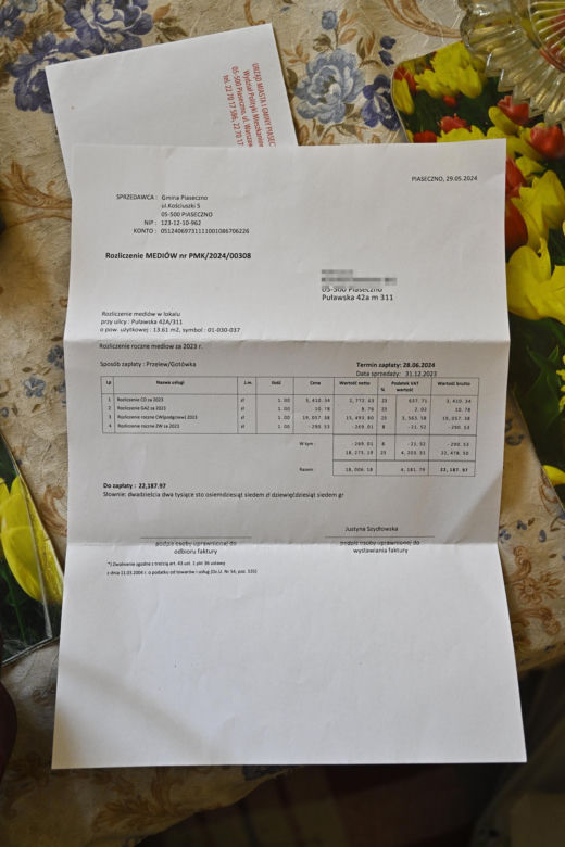 Nie do wiary! Muszą zapłacić 20 tysięcy złotych za ogrzewanie 13-metrowego mieszkania pod Warszawą. „Skąd mam wziąć te pieniądze?”