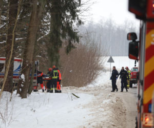 Poważny wypadek na Warmii i Mazurach. Lód paraliżuje region