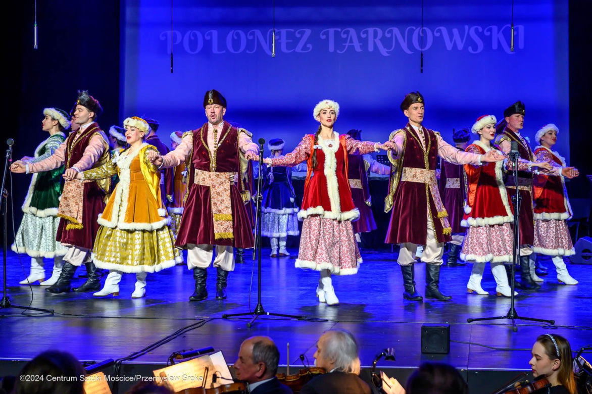 Koncert wielkanocny Zespołu Pieśni i Tańca Świerczkowiacy w Centrum Sztuki Mościce