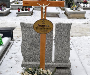 Zabił ukochaną dwoma nożami